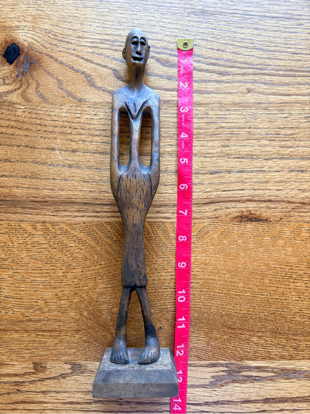 W. African? Lightweight 13” Hand-Carved Wooden Figurine Sculpture in Dark Brown - Picture 9 of 10